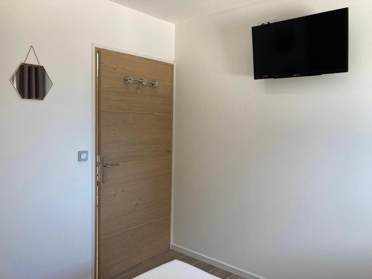 Villa Celina Accessible Pmr Санари-сюр-Мер Екстериор снимка